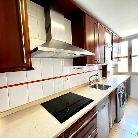 Beatas Central Espectacular Nueva Vivienda En Centro Historico Sinese Design Homes Malaga Exterior photo